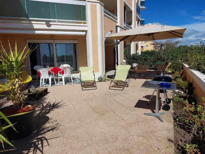 Cosy Appartement Les Pieds Dans Le Sable Le Barcares Exterior photo